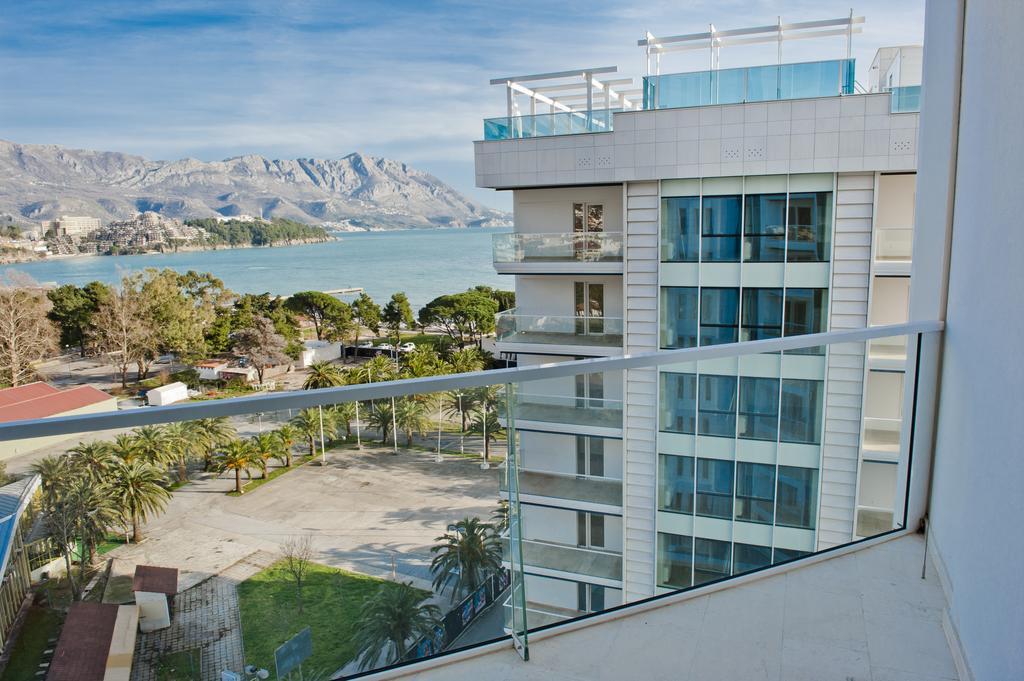 Delux And Urban Apartments Hotel Tre Canne Budva Exterior photo
