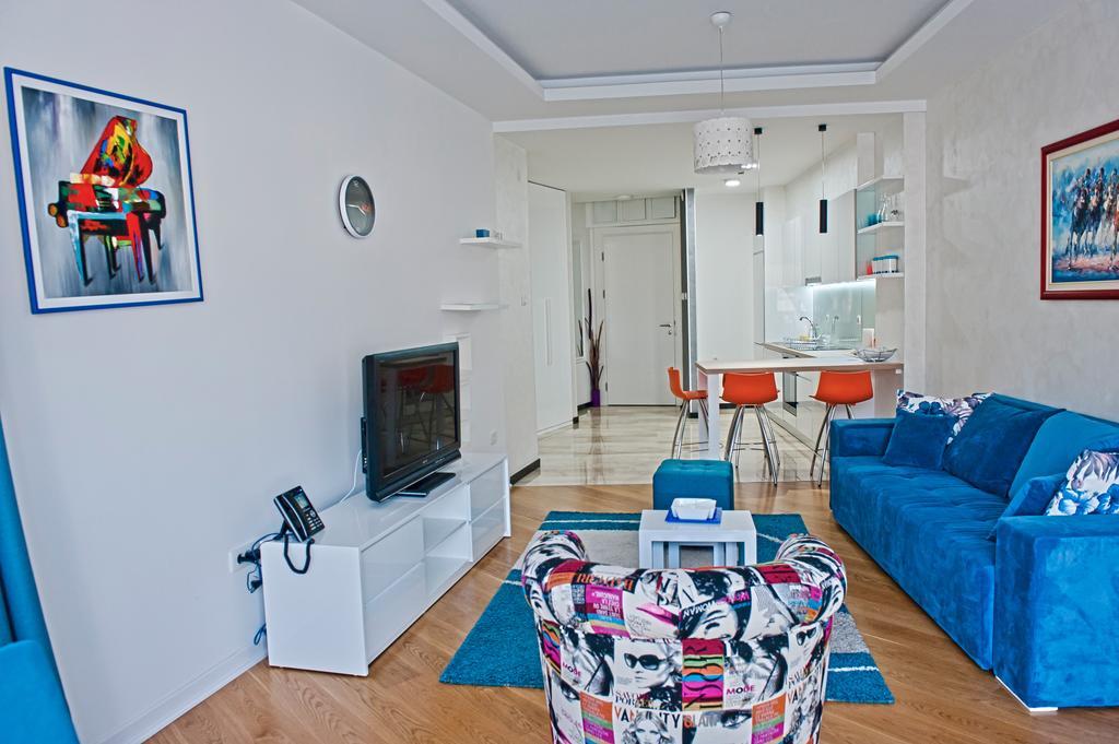 Delux And Urban Apartments Hotel Tre Canne Budva Exterior photo